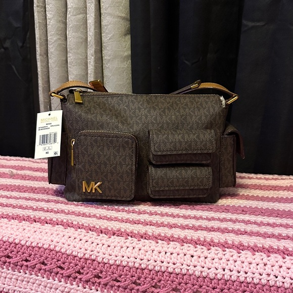 Michael By Michael Kors Brown/Acorn Dakota Medium Signature Logo Shoulder Bag - Picture 2 of 11